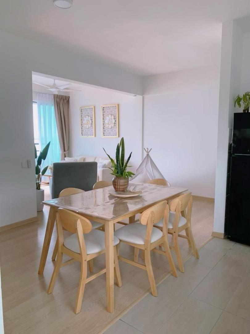 Pantai Puteri Melaka - Seaview 2 Bedroom Tanjung Kling Luaran gambar